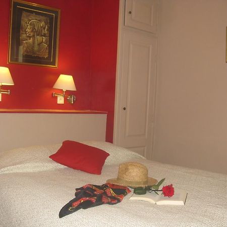 Hotellerie De L'Esplanade Rians  Екстериор снимка