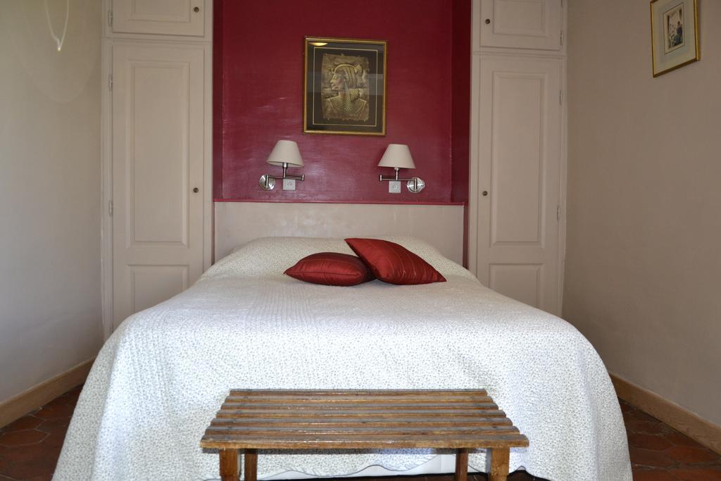Hotellerie De L'Esplanade Rians  Екстериор снимка